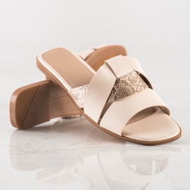 SHELOVET Pantofle s hadím potiskem béžový 1