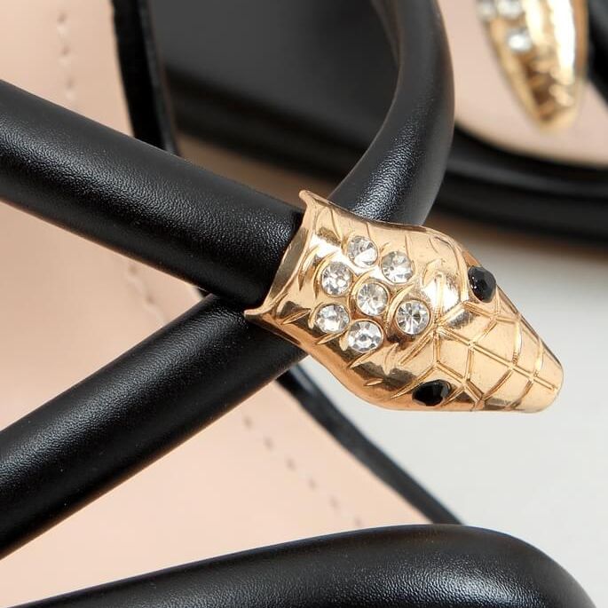 Černé pantofle M311P Černé na špendlíku černá 2