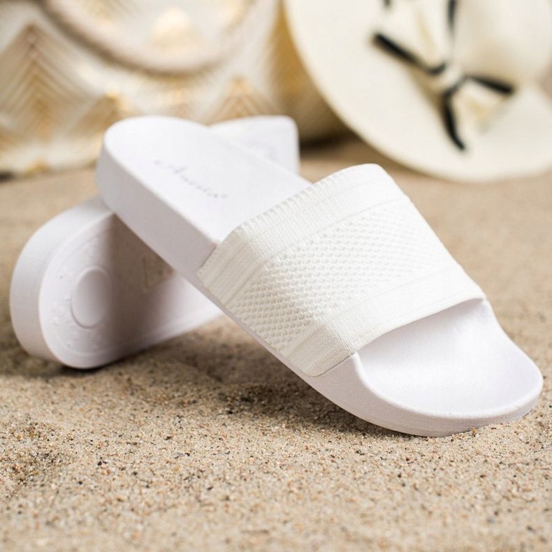 Anesia Paris Pohodlné žabky bílý 1