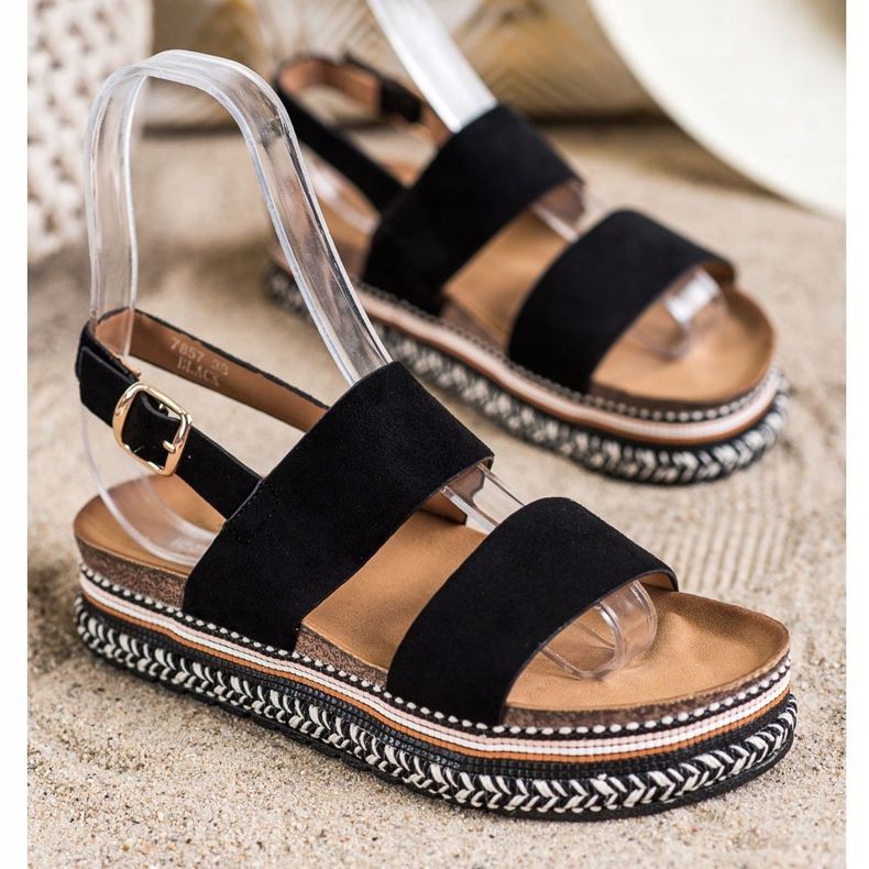 Ideal Shoes Semišové sandály na platformě černý 1
