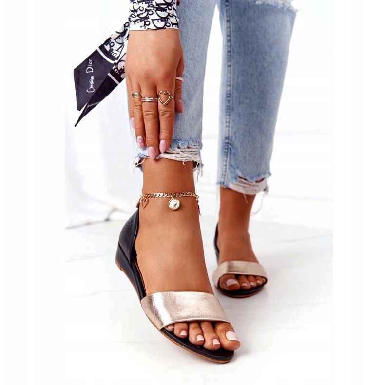 Kožené sandály Maciejka 1971-46 černé a zlaté černá zlatý 2