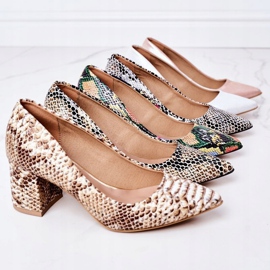Lewski Shoes Saténové lodičky se zvířecím vzorem boty Lewski 2801 Silver stříbro 2