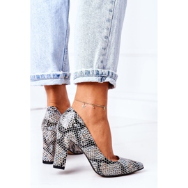 Lewski Shoes Kožené lodičky se zvířecím vzorem boty Lewski 2453 černo-modrá modrý 1