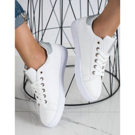 SHELOVET Neformální sportovní obuv bílý 2