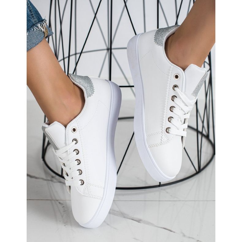 SHELOVET Neformální sportovní obuv bílý 2