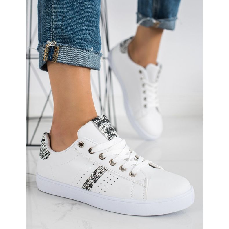 SHELOVET Neformální sportovní obuv bílý 2