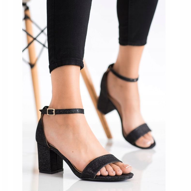 Mannika Klasické sandály s třpytkami černá 1