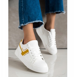 SHELOVET Ležérní bílé sportovní boty bílý 1