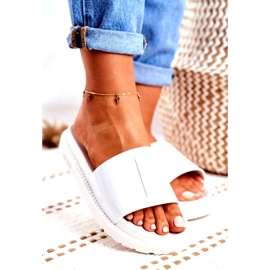 Dámské pantofle Big Star na platformě bílé FF274812 bílý 1 Dámské pantofle Big Star na platformě bílé FF274812 bílý 1