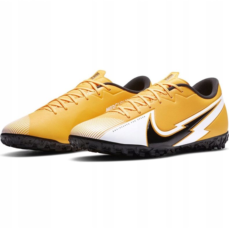 Kopačky Nike Mercurial Vapor 13 Academy Tf M AT7996 801 pomeranče a červené 1