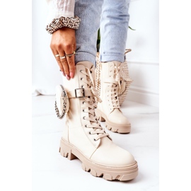 PS1 Teplí pracovníci s béžovou ledvinou, podívej se na mě béžový 2