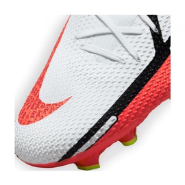 Kopačky Nike Phantom GT2 Pro Fg M DA4432-167 vícebarevný bílý 2