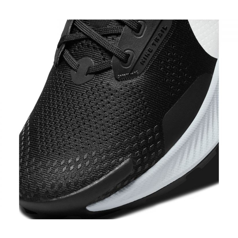 Běžecké boty Nike Pegasus Trail 3 M DA8697-001 černý 1