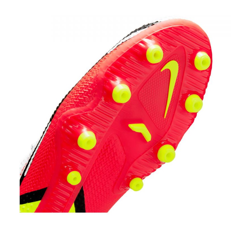 Kopačky Nike Phantom GT2 Pro Ag M DC0760-167 vícebarevný bílý 2