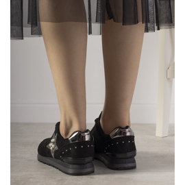 Černé sportovní tenisky zdobené cvočky Ruler černá 1