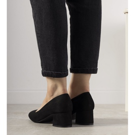 Černé lodičky na příspěvku Vždy černý 2