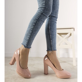 Růžově lakované lodičky na pilíři Bellisima růžový 1