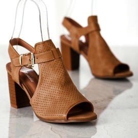 Renda Vestavěné sandály s eko kůží hnědý 1