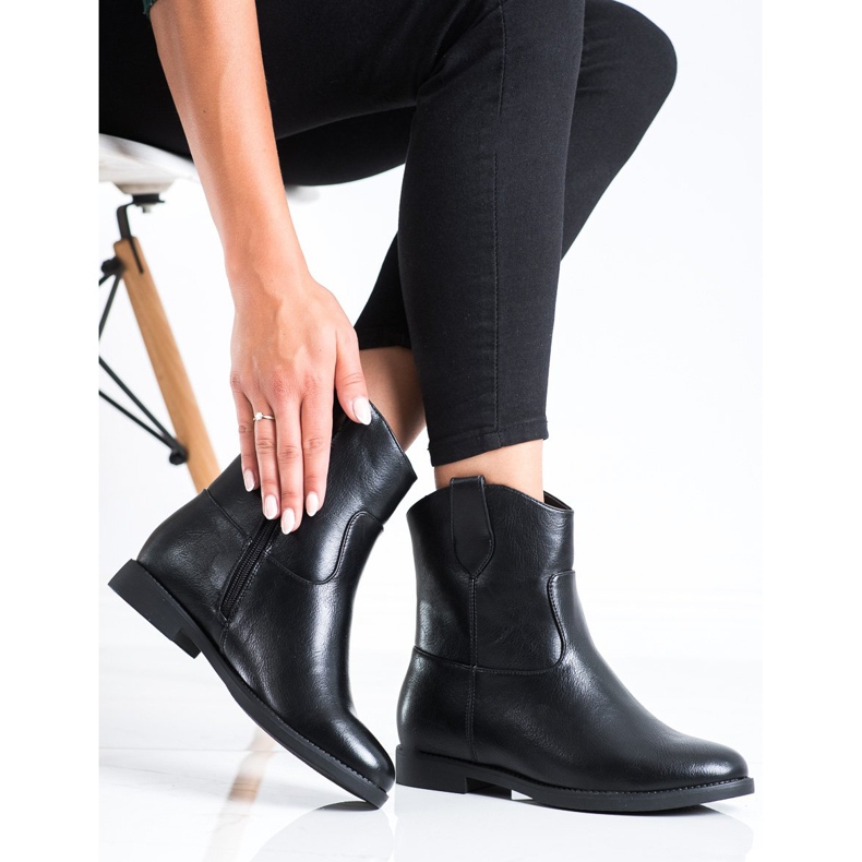 J. Star Černé Cowgirls Na Klínu černá 2 J. Star Černé Cowgirls Na Klínu černá 2