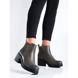 J. Star Teplé boty na sloupku zelená 1