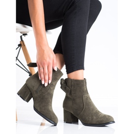 J. Star Khaki boty s ozdobnou vazbou zelená 2