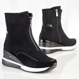 Vysoké černé boty VINCEZA černý 1