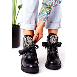 PS1 Teplí dělníci s kovovými perlami, černá Perla 2