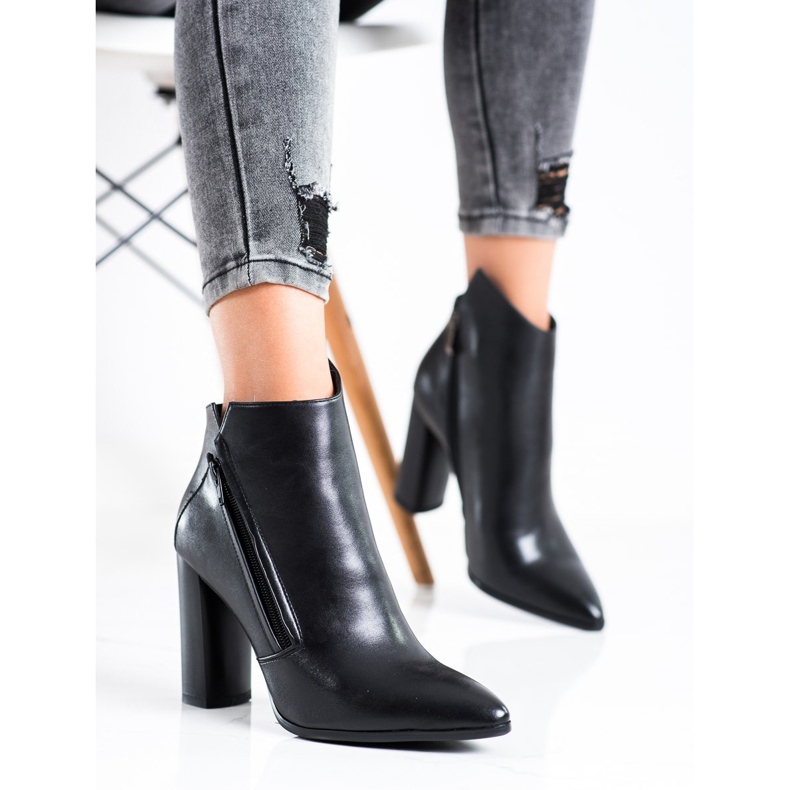 Filippo Stylové boty ve Spitzu černá 1