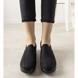 Černé boty na vysoké podrážce Spike černá 1