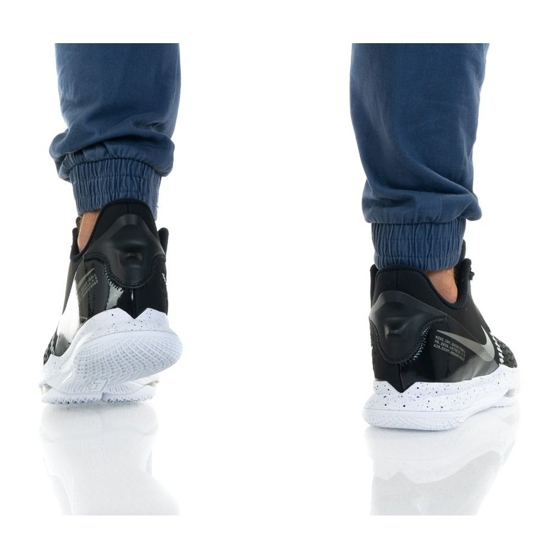 Boty Nike Lebron Witness VM CQ9380-001 černý černý 2