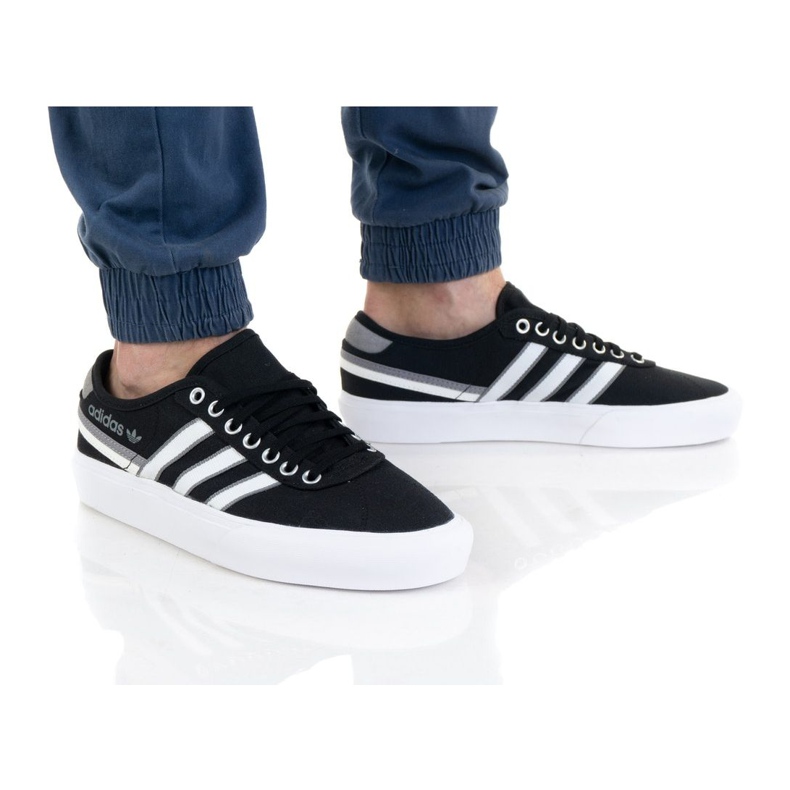 Boty Adidas Delpala M FW4240 černý 1