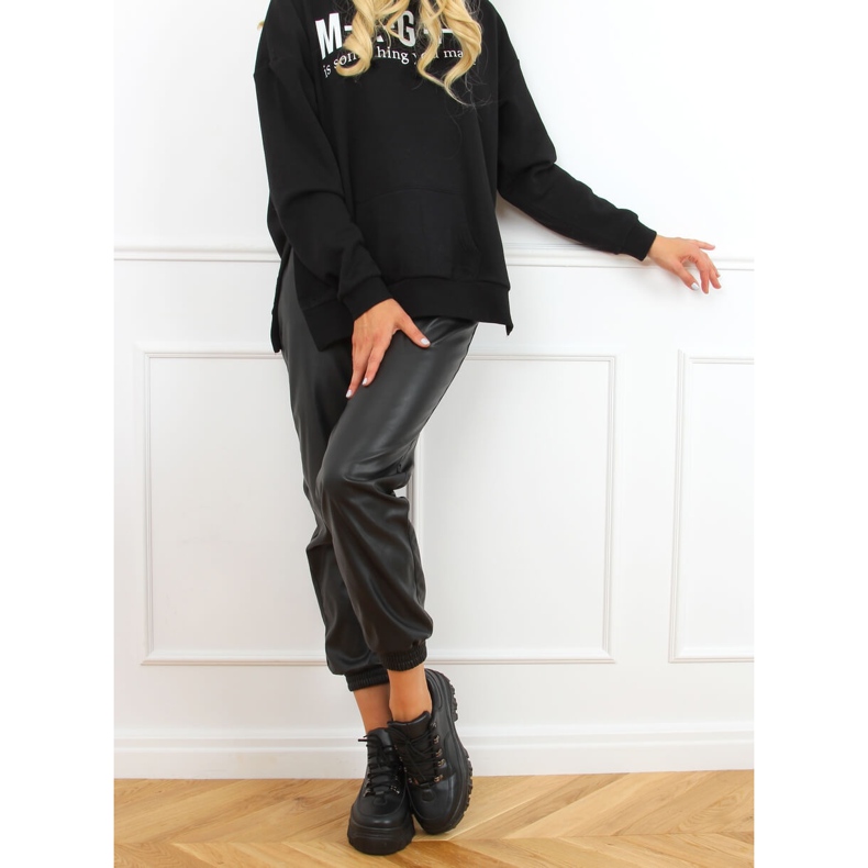 Černá sportovní obuv na vysoké podrážce 6291 Black 1