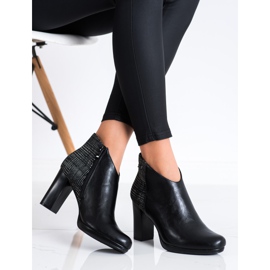 SHELOVET Krátké botičky na příspěvek černý 2