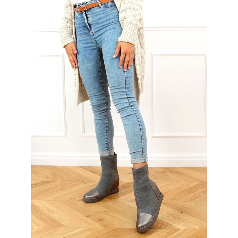 Šedé Ponožky na klínku HQ887 Šedá 1