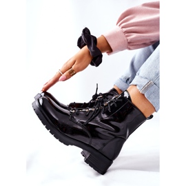 S.Barski Dámské boty lakované černé Maniana černá 1