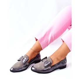 Dámské lakované mokasíny Brogues Maciejka šedé 04099-03 / 00-1 šedá 7