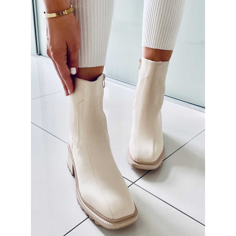 Krémové dámské kozačky QT33P Béžové béžový 2 Krémové dámské kozačky QT33P Béžové béžový 2