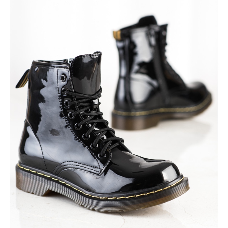 Queentina Módní lakované turistické boty černý 1