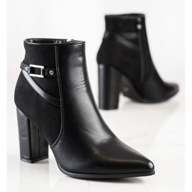 Ideal Shoes Elegantní černé boty ve Spitzu černý 1