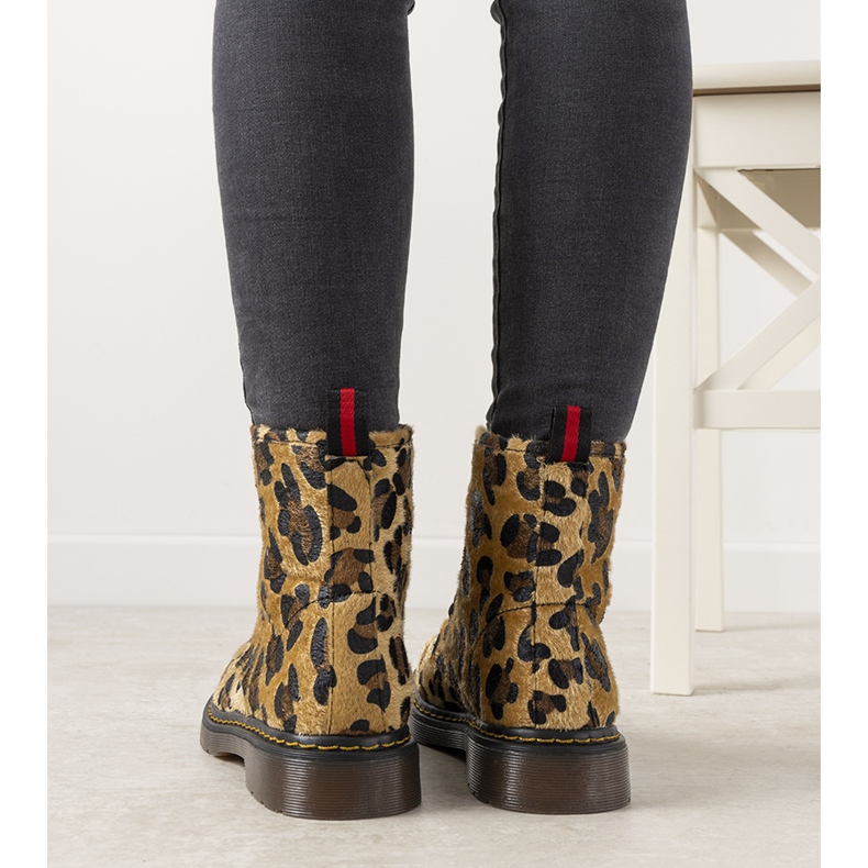 Hnědé kozačky s maskáčovým vzorem od Emery hnědý 1