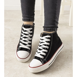 Černé kotníkové tenisky Mediana černá 1