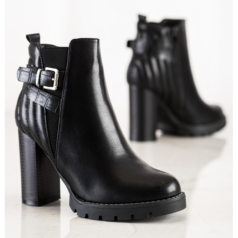 Erynn Kozačky na vysokém podpatku černá 1