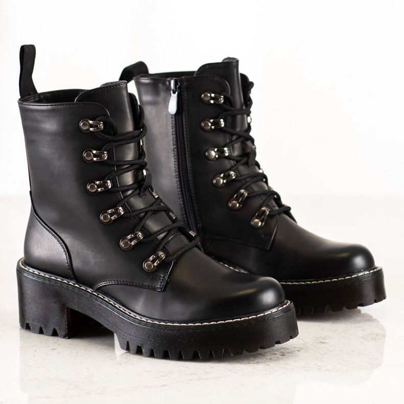 Janessa Pracovníci módy černá 2