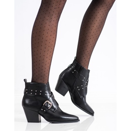 Lucky Shoes Skalní boty na sloupku černá 1