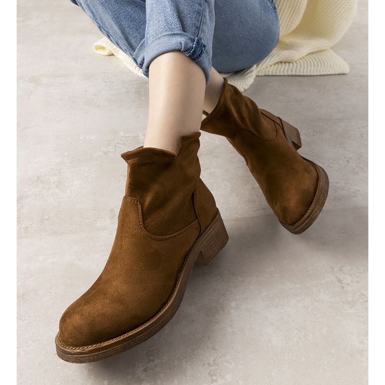 Hnědé dámské nazouvací boty Roquelina hnědý 1 Hnědé dámské nazouvací boty Roquelina hnědý 1