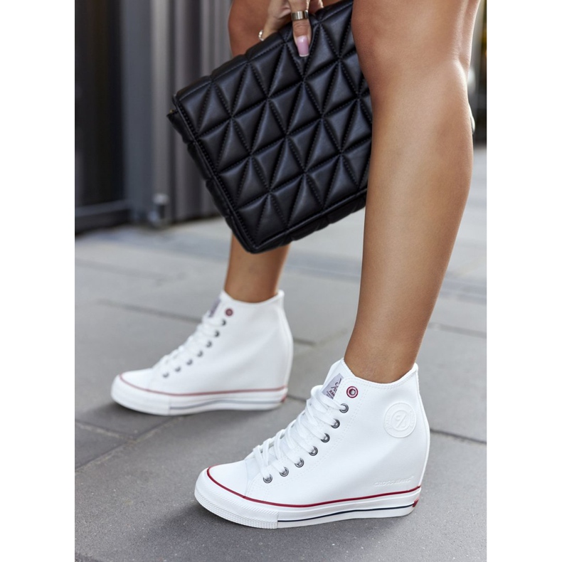 Cross Jeans Kožené tenisky na klínových džínách II2R4024 bílé bílý 2 Cross Jeans Kožené tenisky na klínových džínách II2R4024 bílé bílý 2