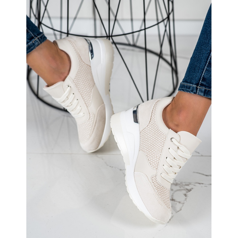 SHELOVET Lehké klínové tenisky béžový 1