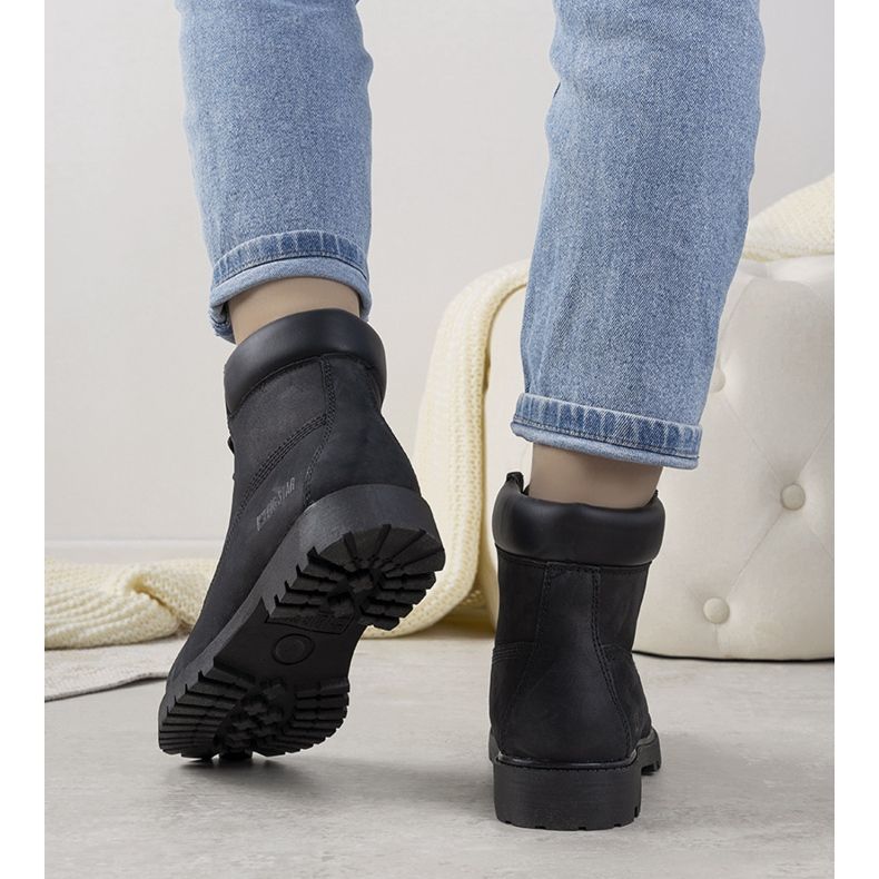 Černá dámská turistická obuv Big Star Amitee 2