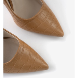 Hnědé lodičky na vrhací patě hnědý 1