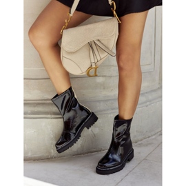 S.Barski Dámské teplé černé lakované boty Merellien černá 1